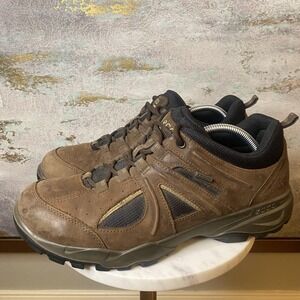 ECCO Shoes Mens Size 10.5 Brown Leather Trail Hiking Low Top Sneakers